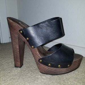 💸SOLD💸 Siren Leather & Wooden Block Platform